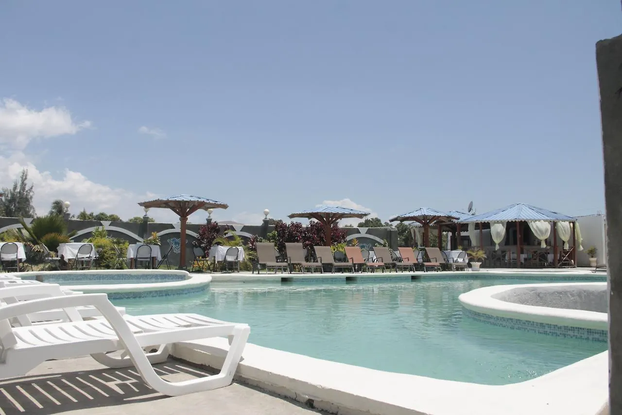 Gonaives Odivin Hotel Luxury Suite