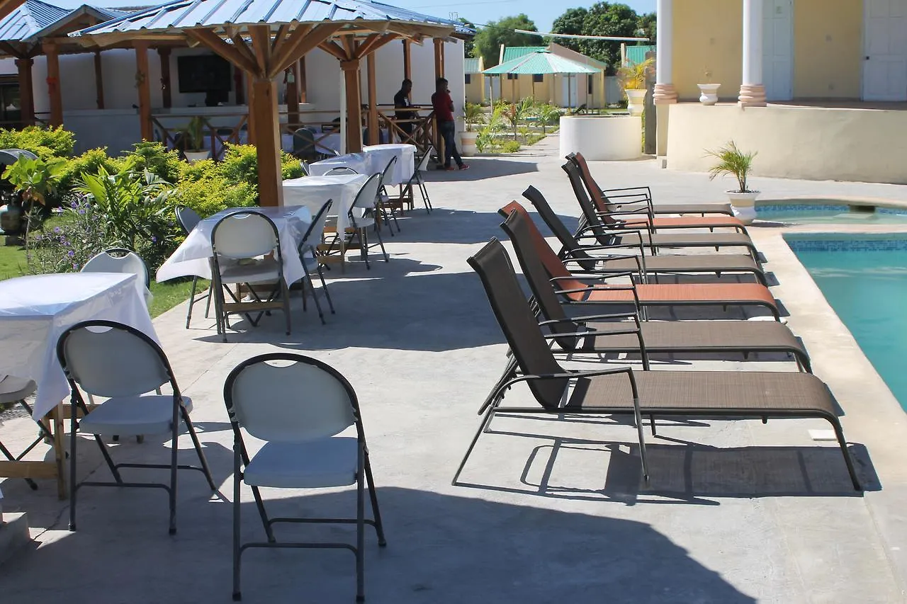 Gonaives Odivin Hotel Luxury Suite